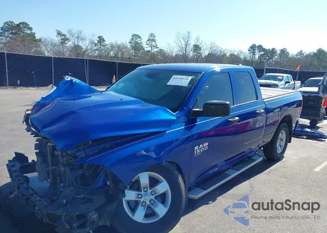 2019 Ram 1500 Classic Express 4X2 6'4 Box z USA, uszkodzony, nr VIN 1C6RR6FG3KS712408